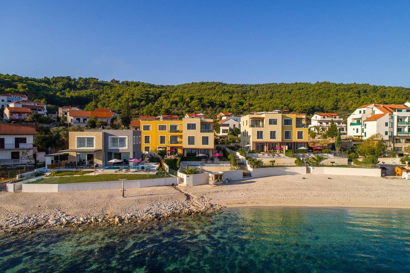 Luxury Beachfront Villa Ciovo Joy 3 with Pool, Gym in Slatine, Čiovo