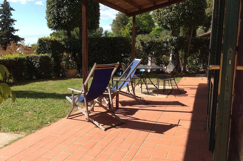 Ganze Wohnung, Charmantes Ferienhaus mit 2 Schlafzimmern und 1 Badezimmer in Iano, Florenz Provinz