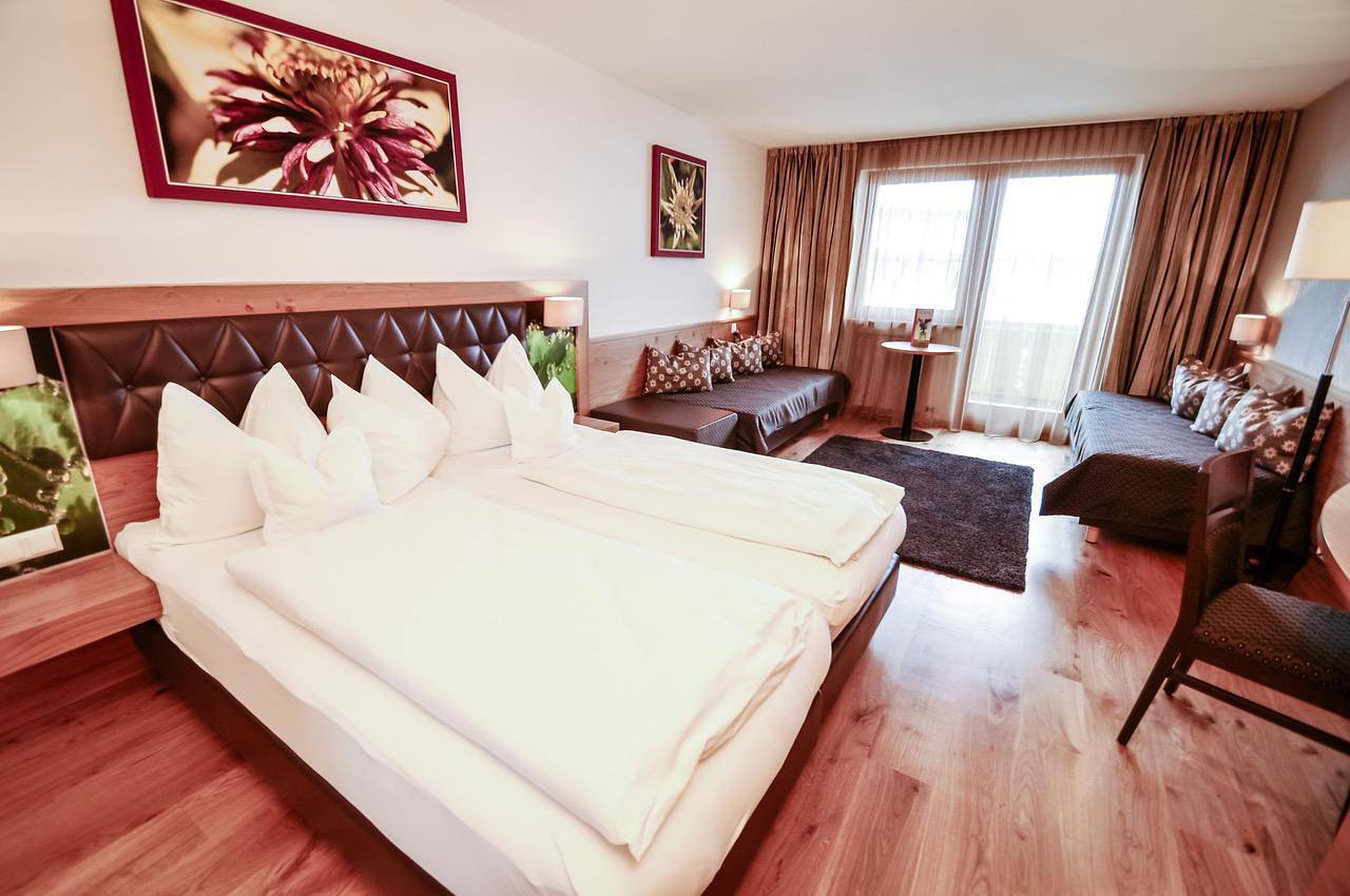 Mehrbettzimmer in Tuxer Alpen, Kolsass