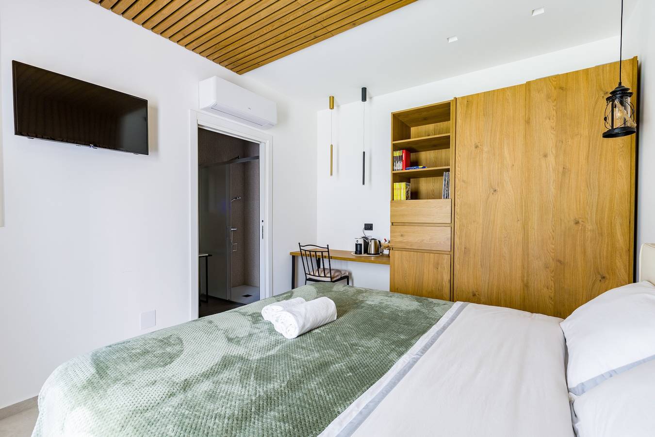 Chambre "Persiano" avec jardin partagé, Wi-Fi et climatisation in Brolo, Province de Messina