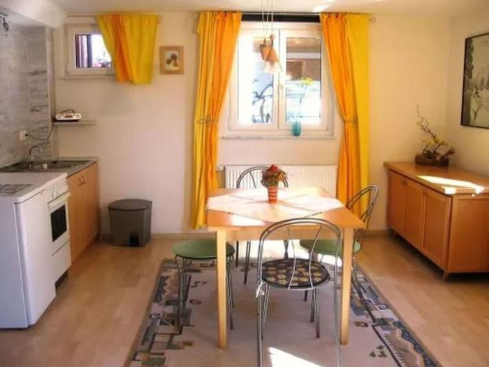 Ferienwohnung für 2 Personen, mit Garten - 1