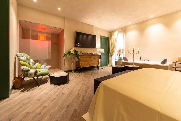 Location de vacances pour 2 personnes, avec jacuzzi ainsi que sauna et terrasse à Casalbordino - 2