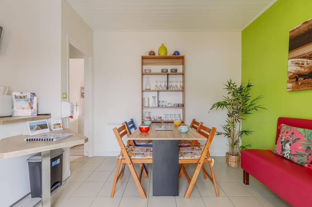 Entire apartment, La Pêcherie - Villas Les Bains De Mer in Fromentine, La Barre-de-Monts