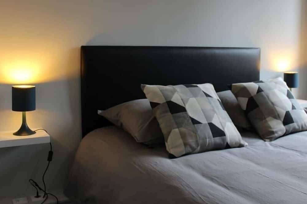 Appartement entier, Appartement Central à Briey : 2 Ch, Cuisine équipée, Proche Commerces et Activités in Briey (Meurthe-et-Moselle), Meurthe-et-Moselle