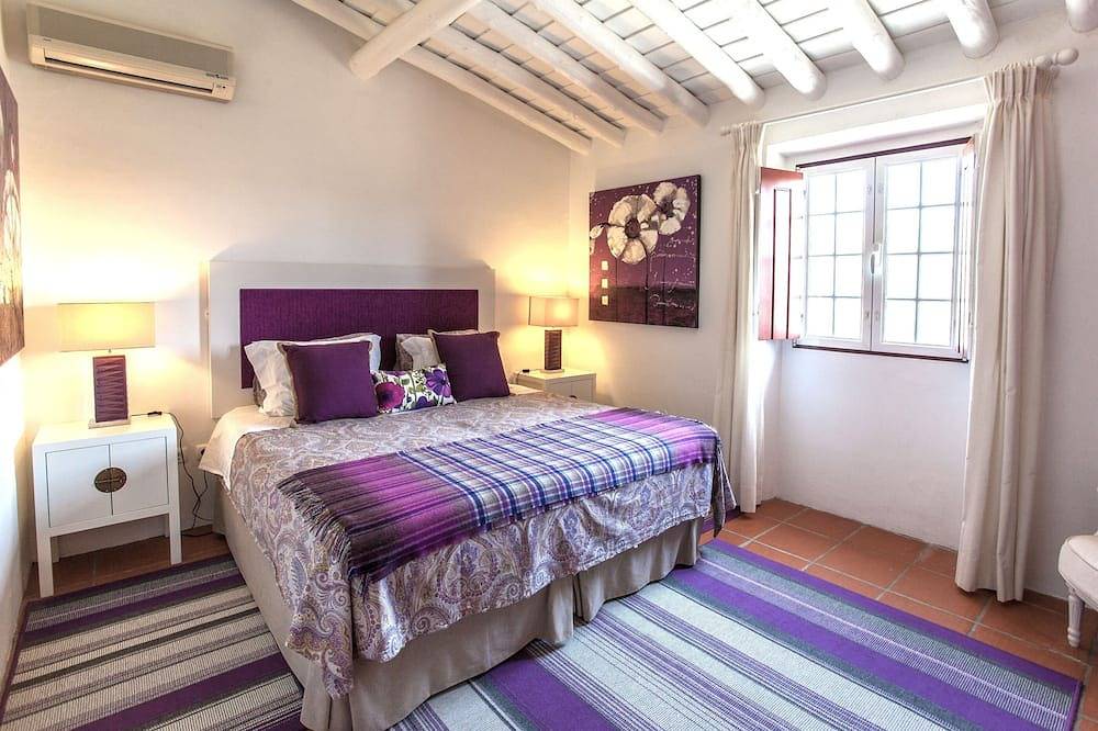 Luxury Alentejo Estate & Country House in Redondo, Évora District
