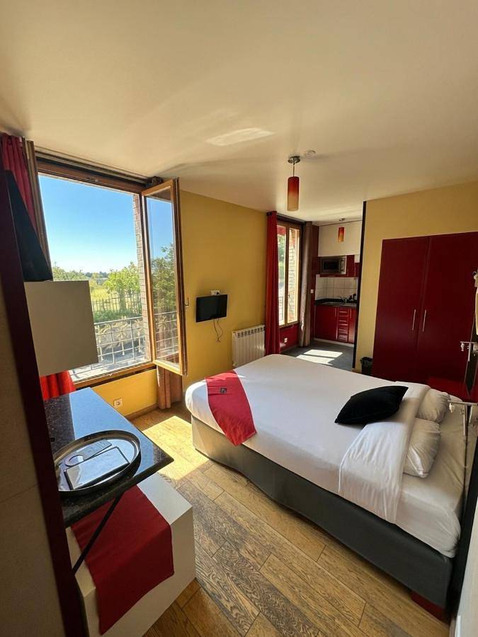 Marinha Hôtel in Gentilly, Val-de-Marne
