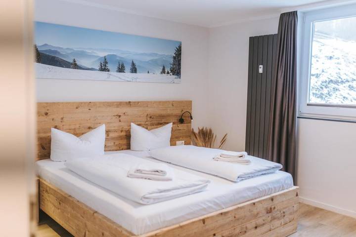 Chalet voor 10 personen, with tuin and sauna as well as uitzicht in Winterberg