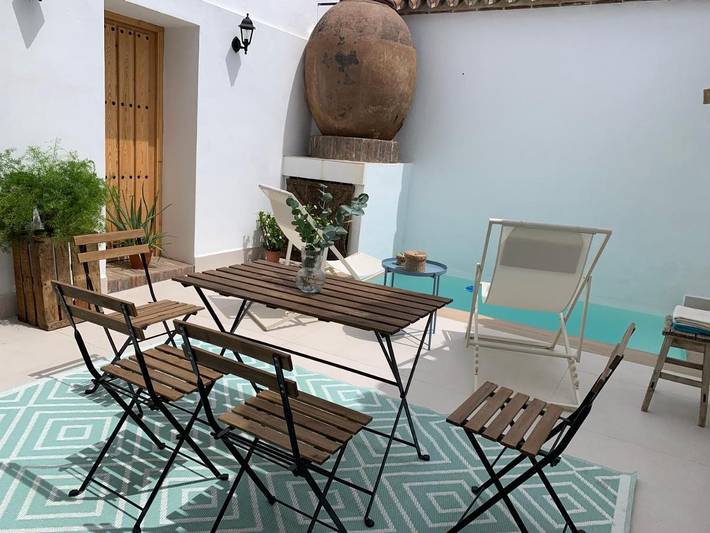 Ferienhaus für 2 Personen, mit Pool und Terrasse - 1