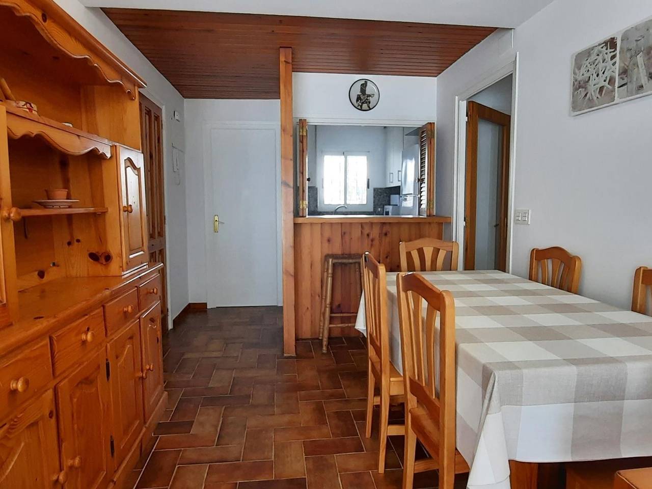 Apartamento entero, Apartamento Espacioso en Llançà Cerca de la Playa con Terraza y Acepta Mascotas in Llansá, Alt Empordà