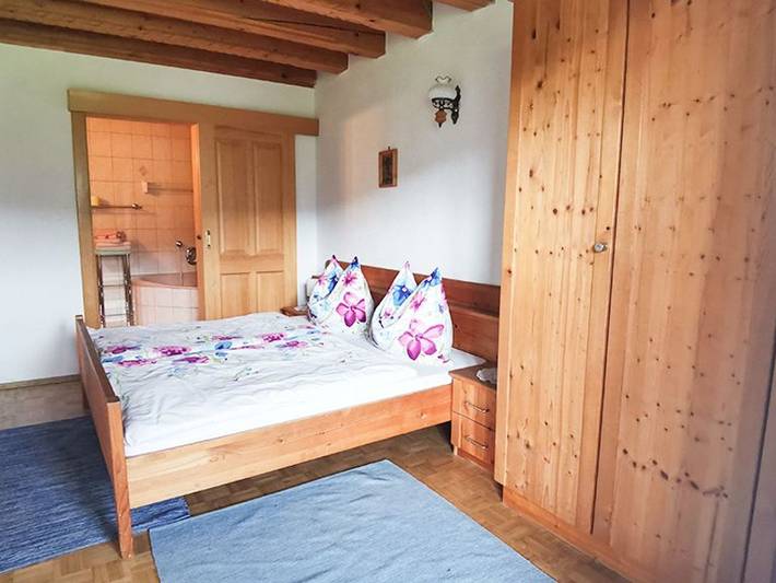 Ganze Ferienwohnung, Ferienhof Mitterbauer - Pöllmann - Ferienwohnung Seeblick Basilika in Mondsee & Irrsee