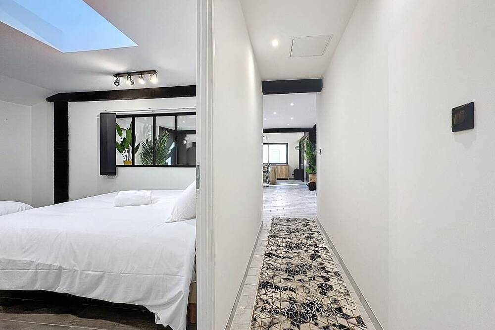 Appartement entier, Loft Spa Sauna 10 personnes Centre ville in Montluçon, Région de Montluçon