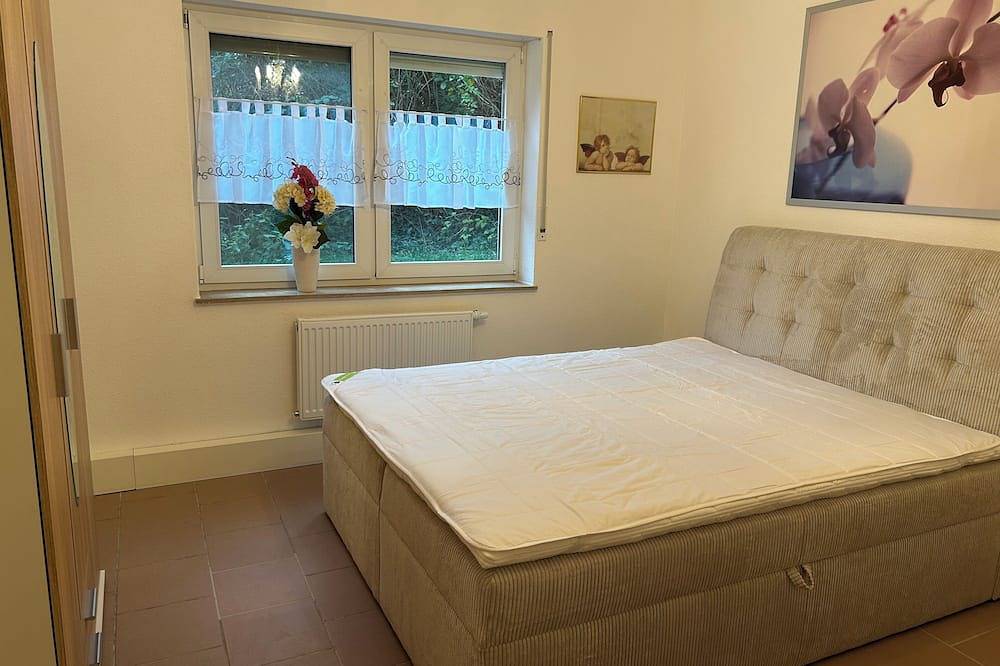 Ganze Wohnung, Nicoles Niedschlösschen in Rehlingen-Siersburg, Saargau