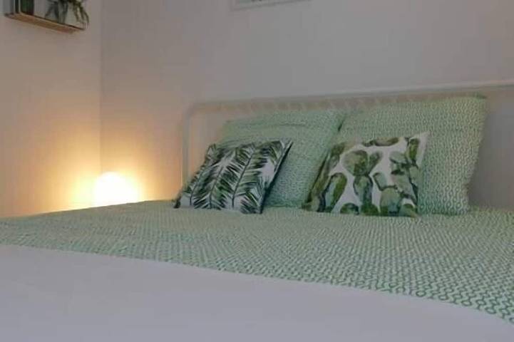 Appartement entier, ❧ Disneyland Paris 70m² face Parc, place Ariane ❧ in Serris, Seine-et-Marne