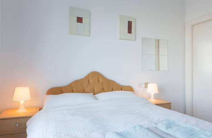 Geheel vakantieappartement, Super Grand Water Front View 2 Beds / 2 Baths in Dublin, County Dublin