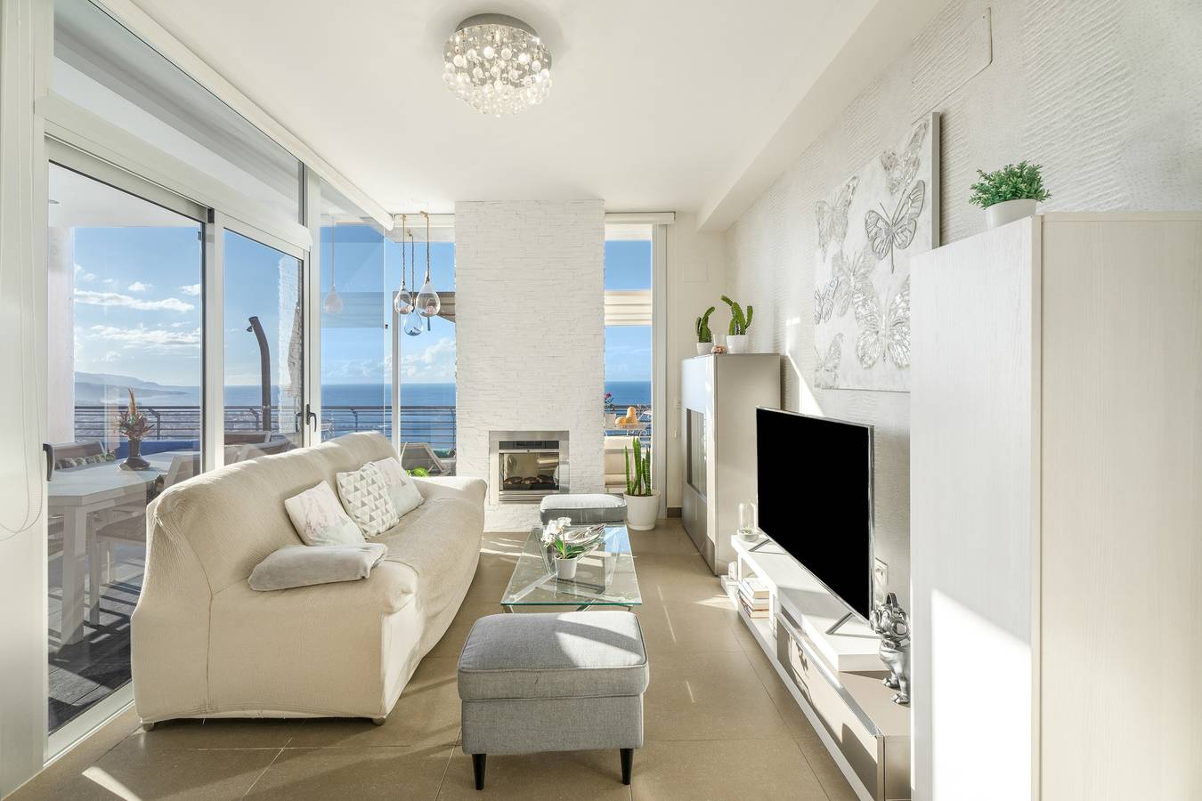Ferienvilla 'Golden Horizon' mit Meerblick, Privat Pool und Wi-Fi in Cuesta de la Villa, Santa Úrsula
