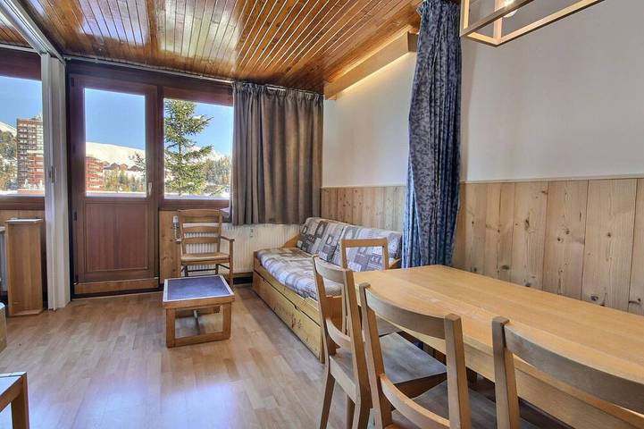 Entire apartment, 3-room apartment for 8 people at the foot of the slopes in La Plagne in Plagne Centre, La Plagne-Tarentaise