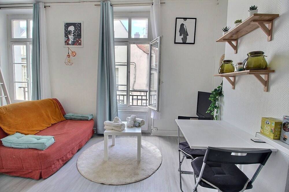Appartement entier, Charmant studio Coeur de ville de Montargis in Montargis, Région de Montargis