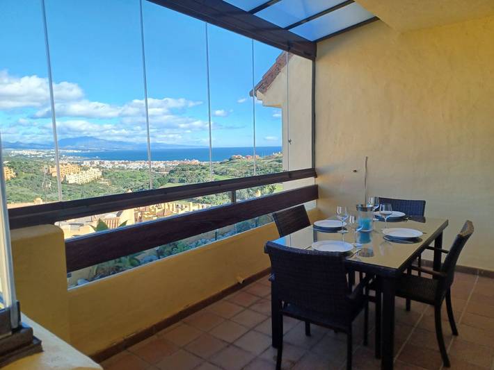 Ferienwohnung für 4 Personen, mit Pool und Terrasse in La Duquesa