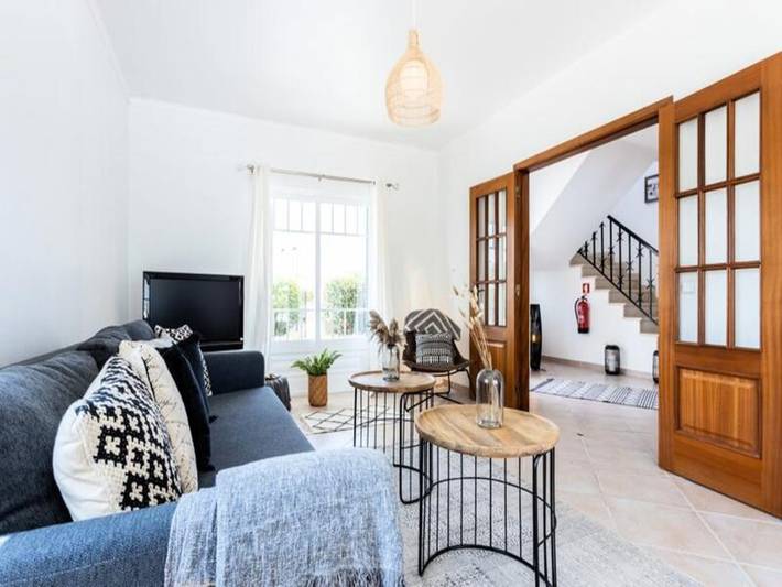 Ferienwohnung für 6 Personen, mit Terrasse und Garten sowie Pool in Arrifana - 2