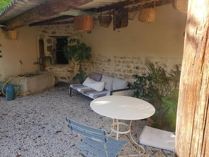 Gîte pour 2 personnes, avec jardin ainsi que terrasse et vue à Brindas - 3