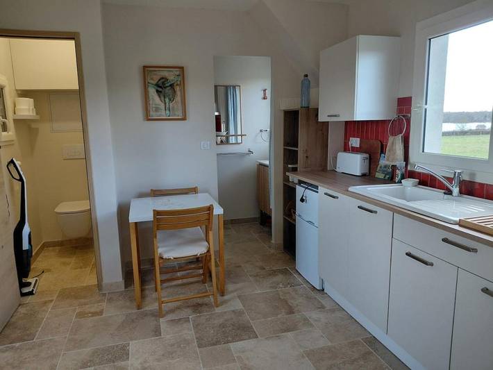 Location de vacances pour 3 personnes, avec Terrasse ainsi que Vue et Vue sur le lac dans Bazolles