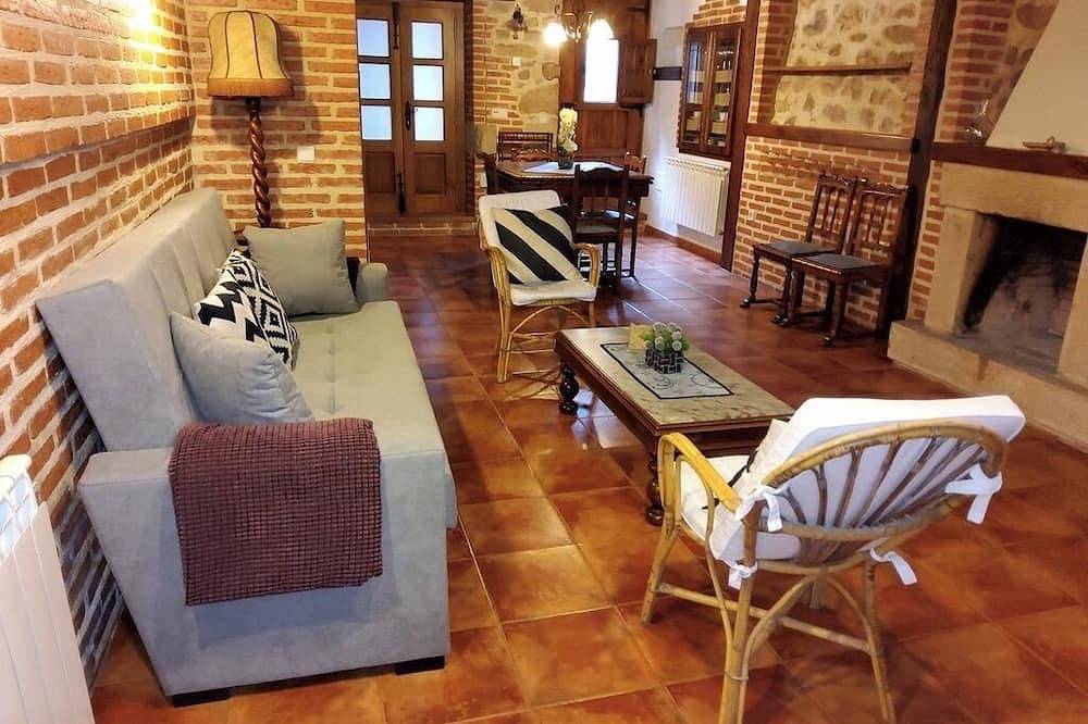 Apartamento entero, Ar. La Tablá - 4 plazas.Desconectar en Asturias en plena naturaleza. in Peñamellera Alta, Sierra del Cuera