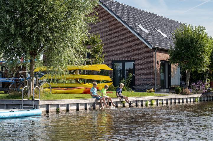 De Tulpenacker — 10-P. Tulpenacker Comfort in Roelofarendsveen, Groene Hart