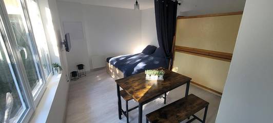 Gîte pour 4 personnes, avec terrasse à Saint-Julien-l'Ars