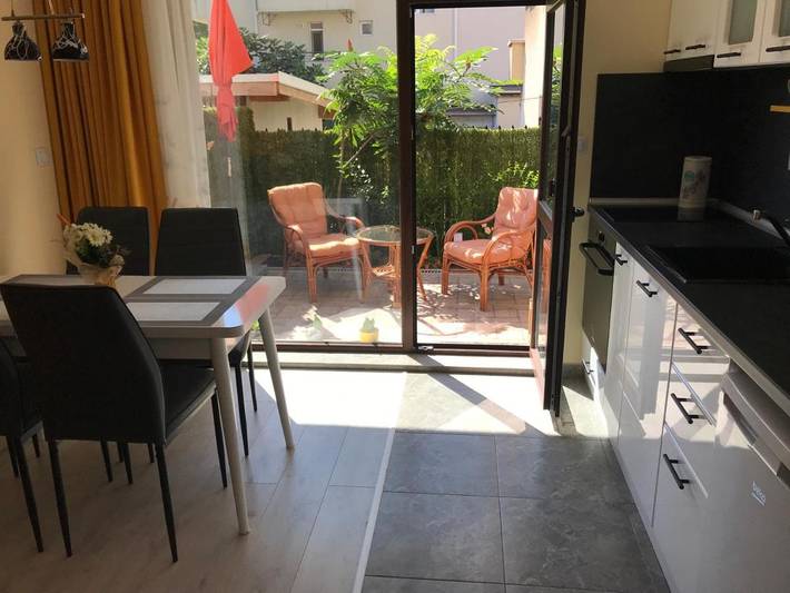 Apartament wakacyjny dla 3 osób, z Taras i Ogród w Burgas