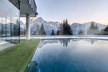 Hôtel pour 2 personnes, avec jardin et piscine à Madonna di Campiglio