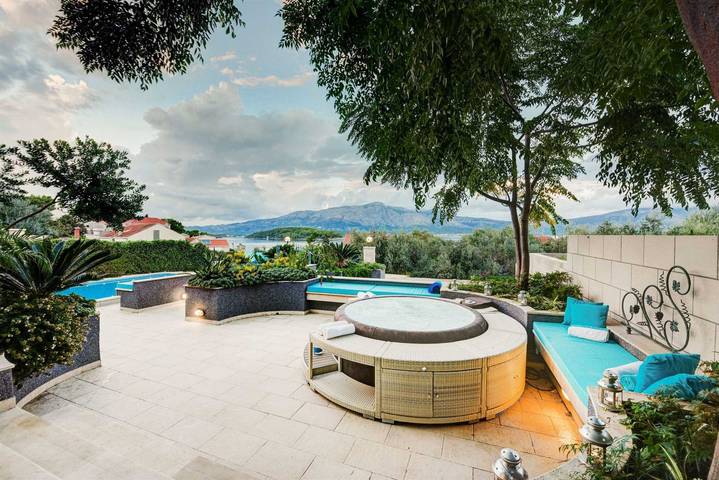 Villa für 12 Personen, mit Balkon auf Korcula