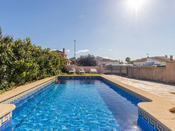Holiday home for 8 people, with garden and balcony - 1