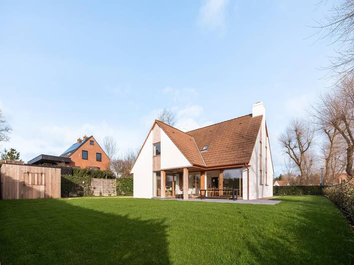 Location de vacances pour 10 personnes, avec Terrasse et Jardin dans Ostdunkerque-Bains