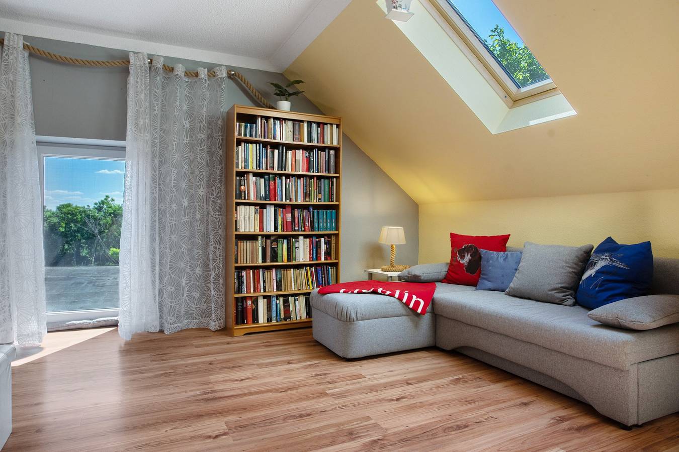 Ganze Wohnung, Ferienwohnung 'Julenhof' mit privater Terrasse, privatem Garten und Wi-Fi in Loitz, Vorpommern Greifswald