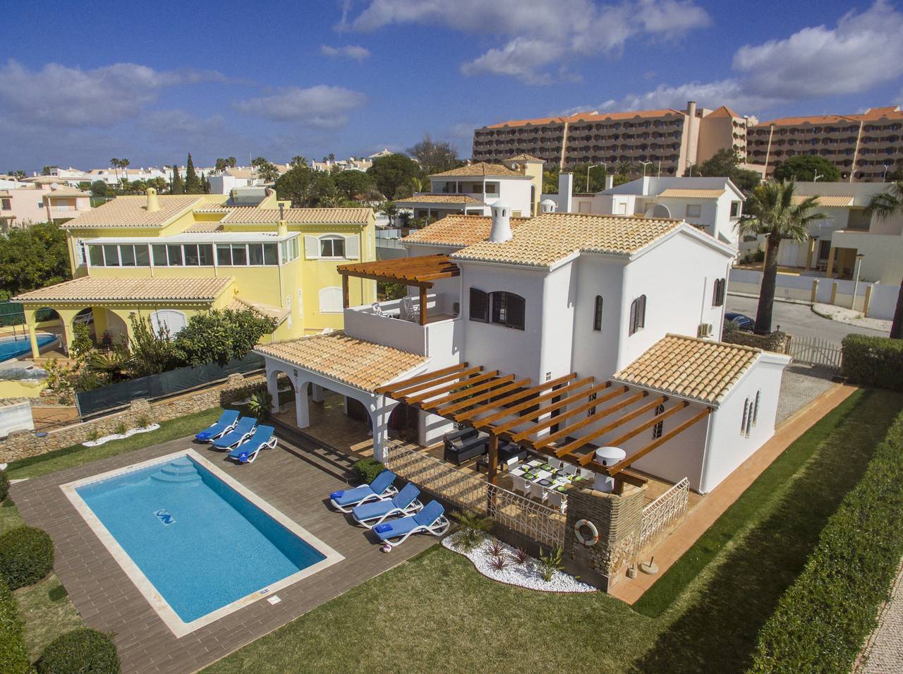 Villa for 8 People in Guia, Faro District