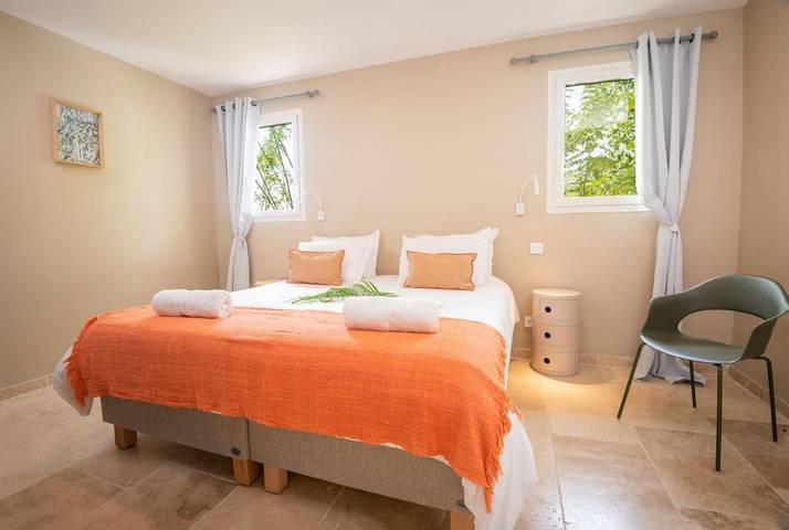 Location de vacances pour 10 personnes, avec jardin ainsi que vue et piscine à Le François - 4