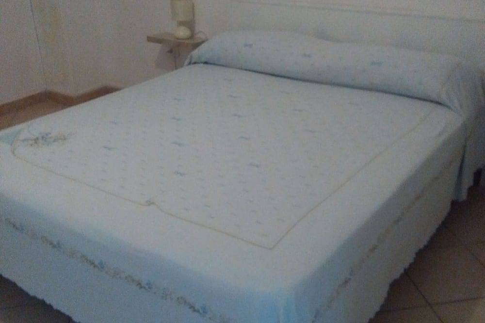 Appartamento intero, Tropea two-room apartment at the Tondo in Tropea, Provincia di Vibo Valentia