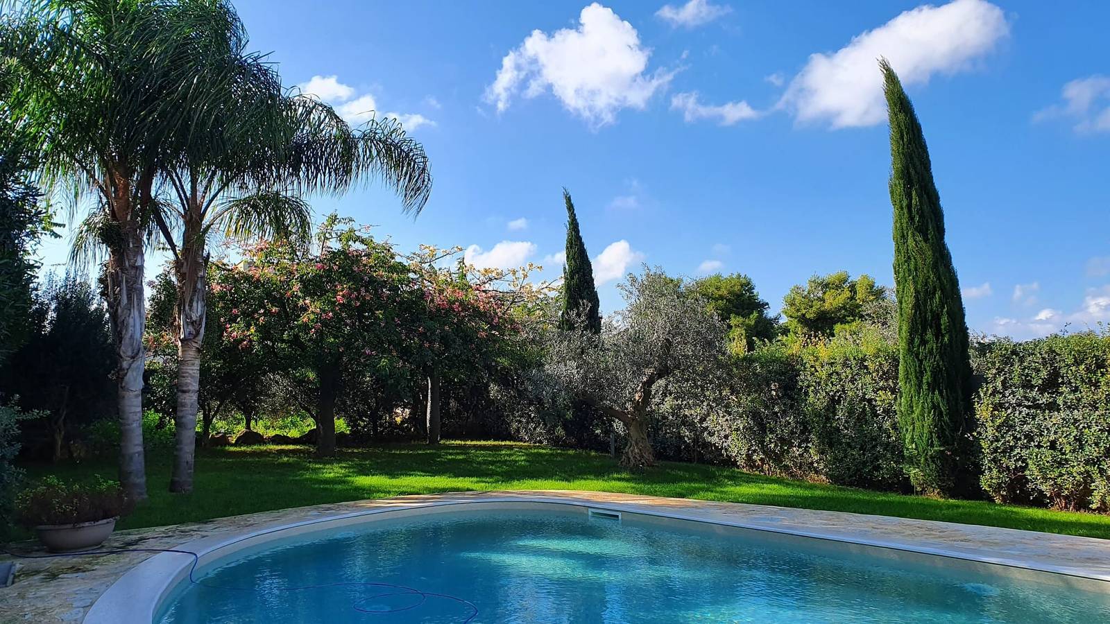 Villa Dammusello con piscina, giardino e Wi-Fi in Marsala, Provincia di Trapani