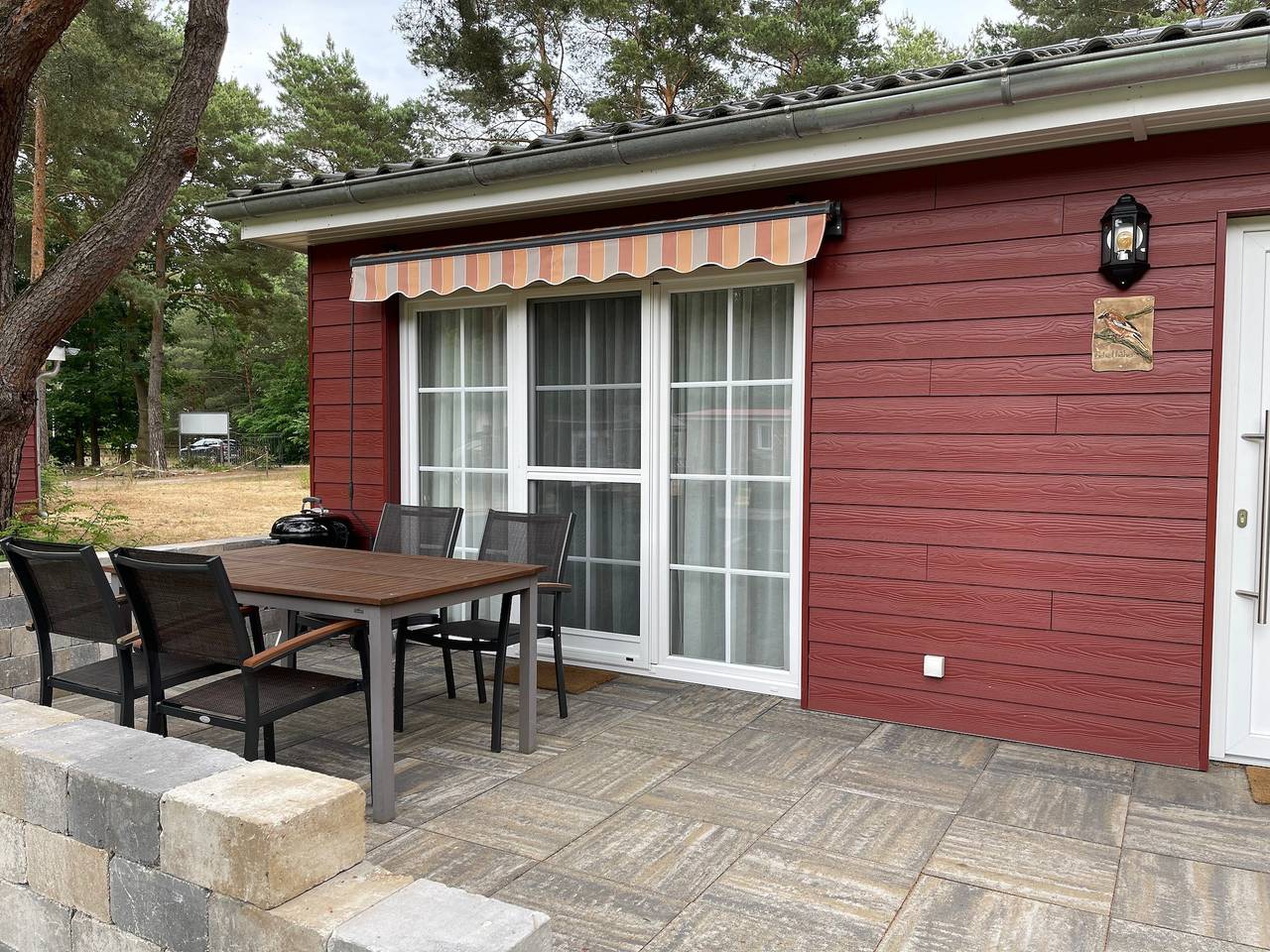 Ferienhaus 'Eichelhäher' mit privater Terrasse, privatem Garten und Wlan in Wünsdorf, Zossen