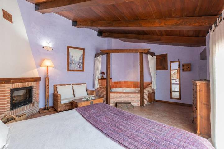 Casa rural para 2 personas, con Jacuzzi además de Terraza y Jardín en Provincia de Teruel - 4