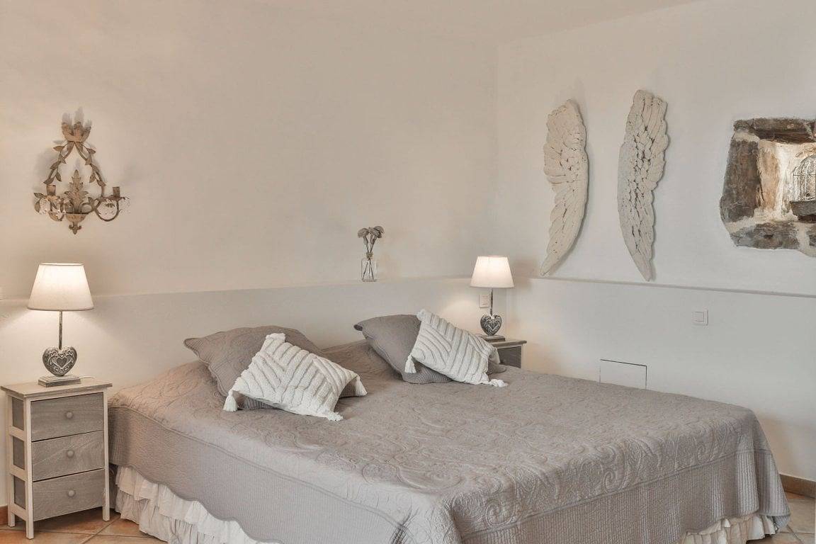 Le Hameau de la Mûre - Chambre "Chez Claire" in Saint-Fortunat-sur-Eyrieux, Privas