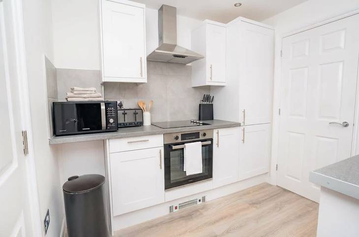 Ganze Wohnung, Ferienwohnung für 2 Personen mit Garten in Cheltenham, Gloucestershire