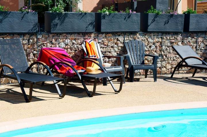 Gîte pour 2 personnes, avec jardin et piscine à Loriol-du-Comtat - 4