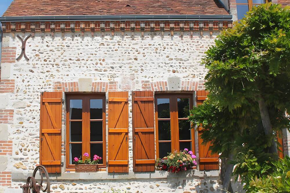 Chambre d’hôtes « Volière » avec Wi-Fi in Bonnée, Vallée de la Loire