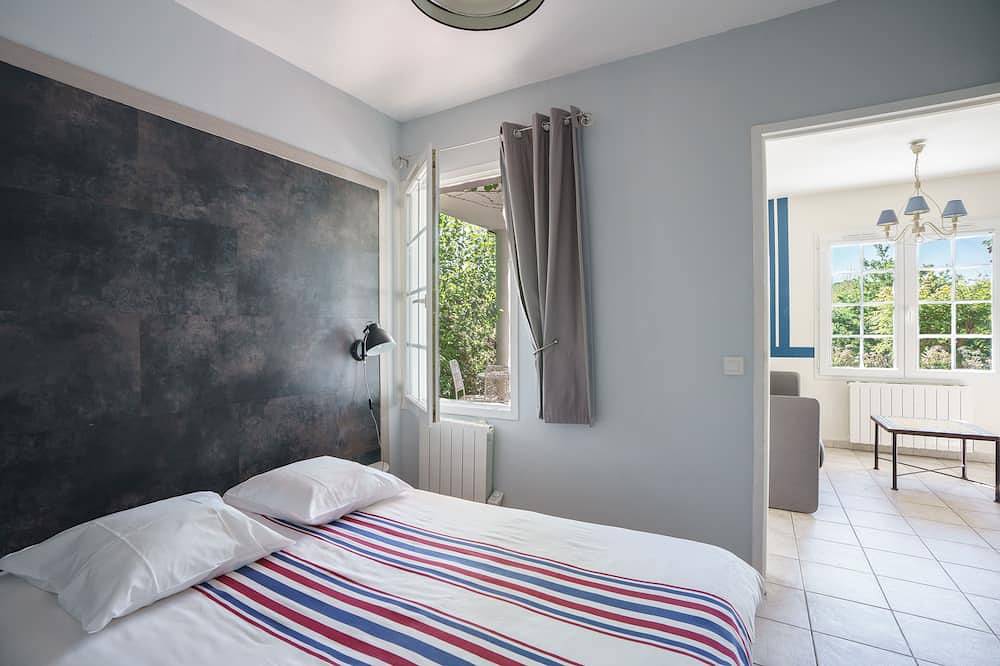 Apartamento entero, Precioso apartamento típico vasco en residencia con piscina in La Bastide-Clairence, Region de Bayona