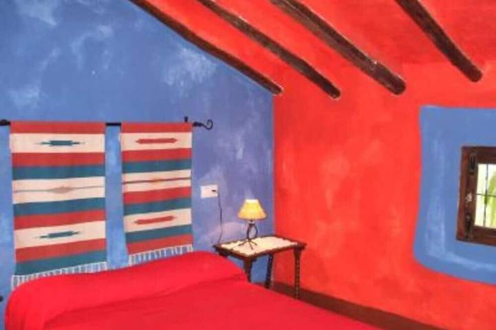 Casa de vacaciones para 5 personas, con piscina además de jardín y terraza en Priego de Córdoba