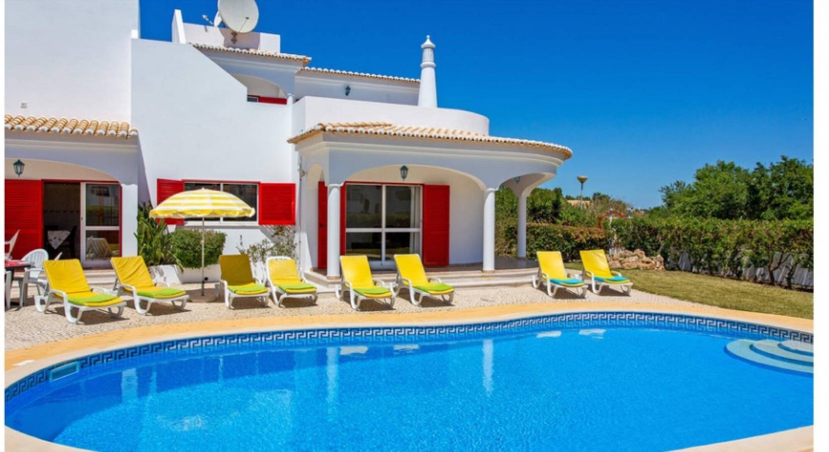 Villa Gomes a pochi passi dalla spiaggia in Armação de Pêra (costa), Distretto di Faro