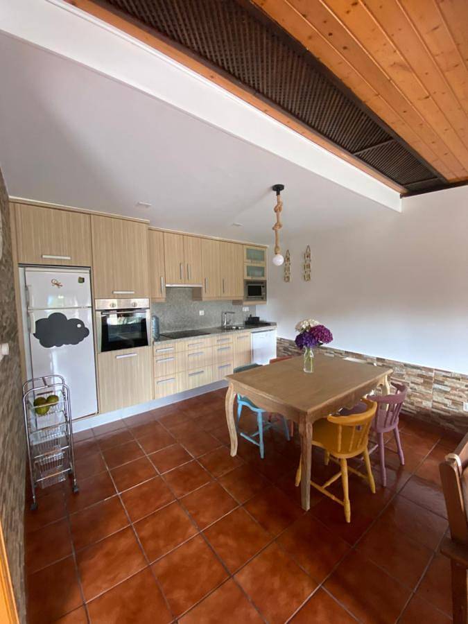 Location de vacances pour 4 personnes, avec vue ainsi que jardin et piscine à Pontevedra - 4