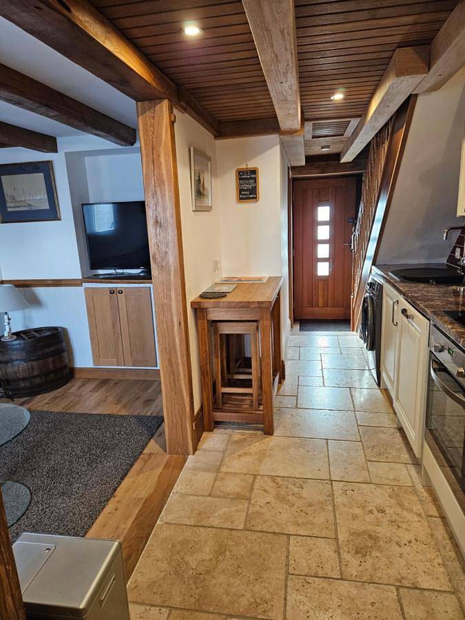 Gîte pour 2 personnes, avec terrasse à Hirel - 4