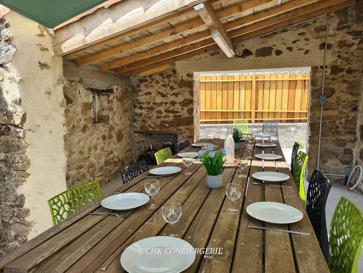 Location de vacances pour 10 personnes, avec vue et terrasse à Saint-Michel-Mont-Mercure - 4